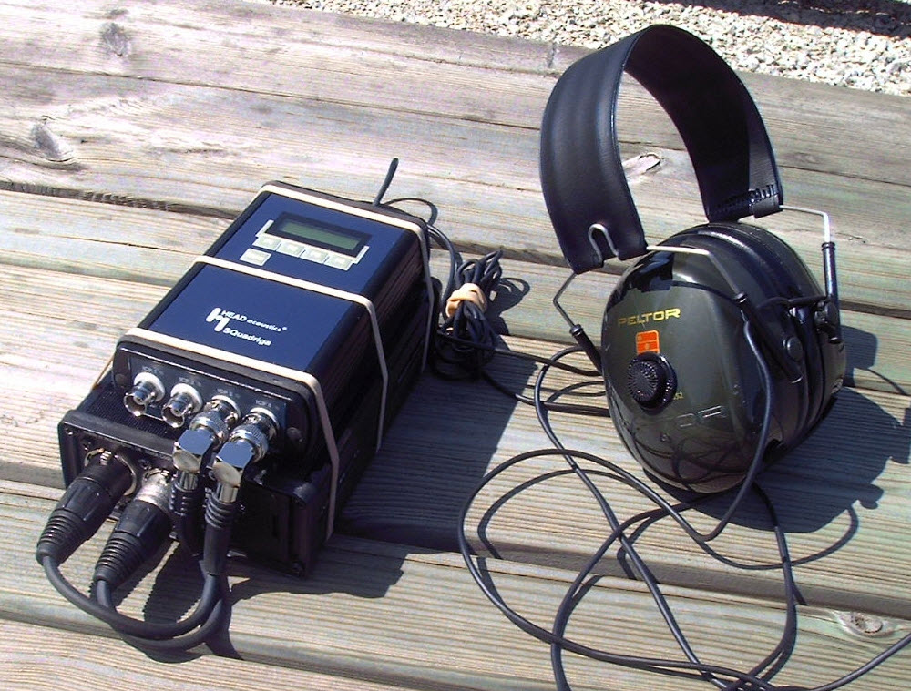 Casque antibruit équipé des micros latéraux et un préamplificateur Sonosax SX-M1